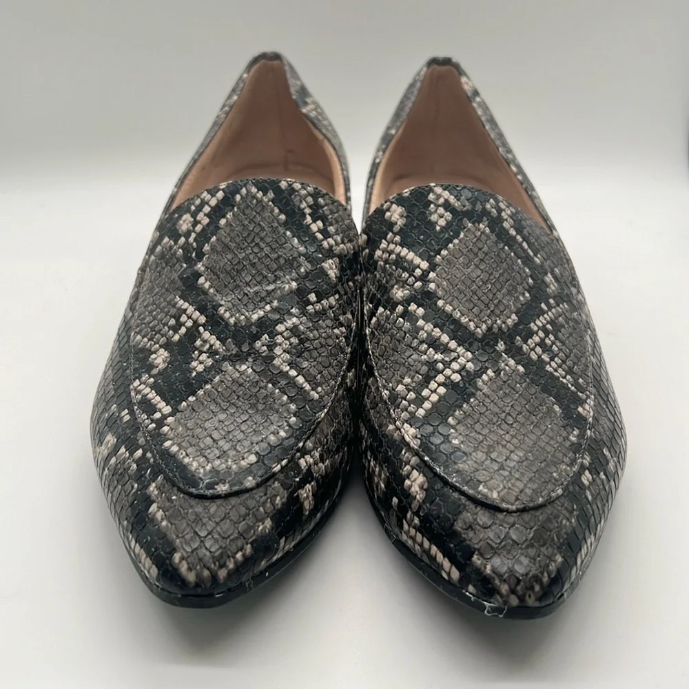 Snakeskin shoes, size 7m Soul Naturalizer.
